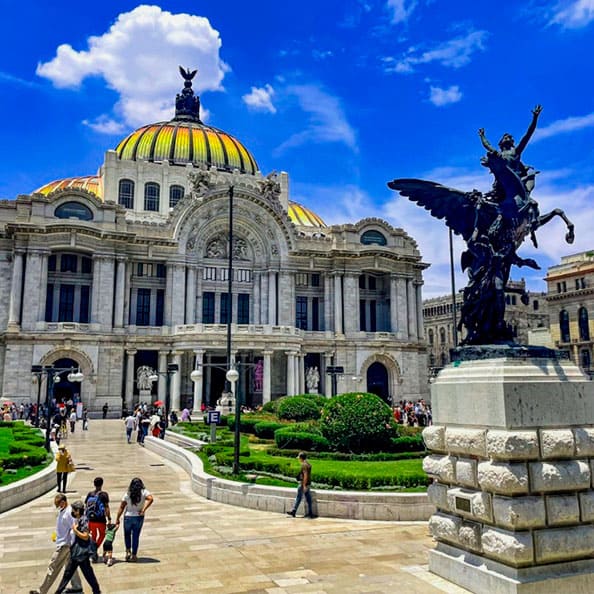 Recorrido por los Palacios